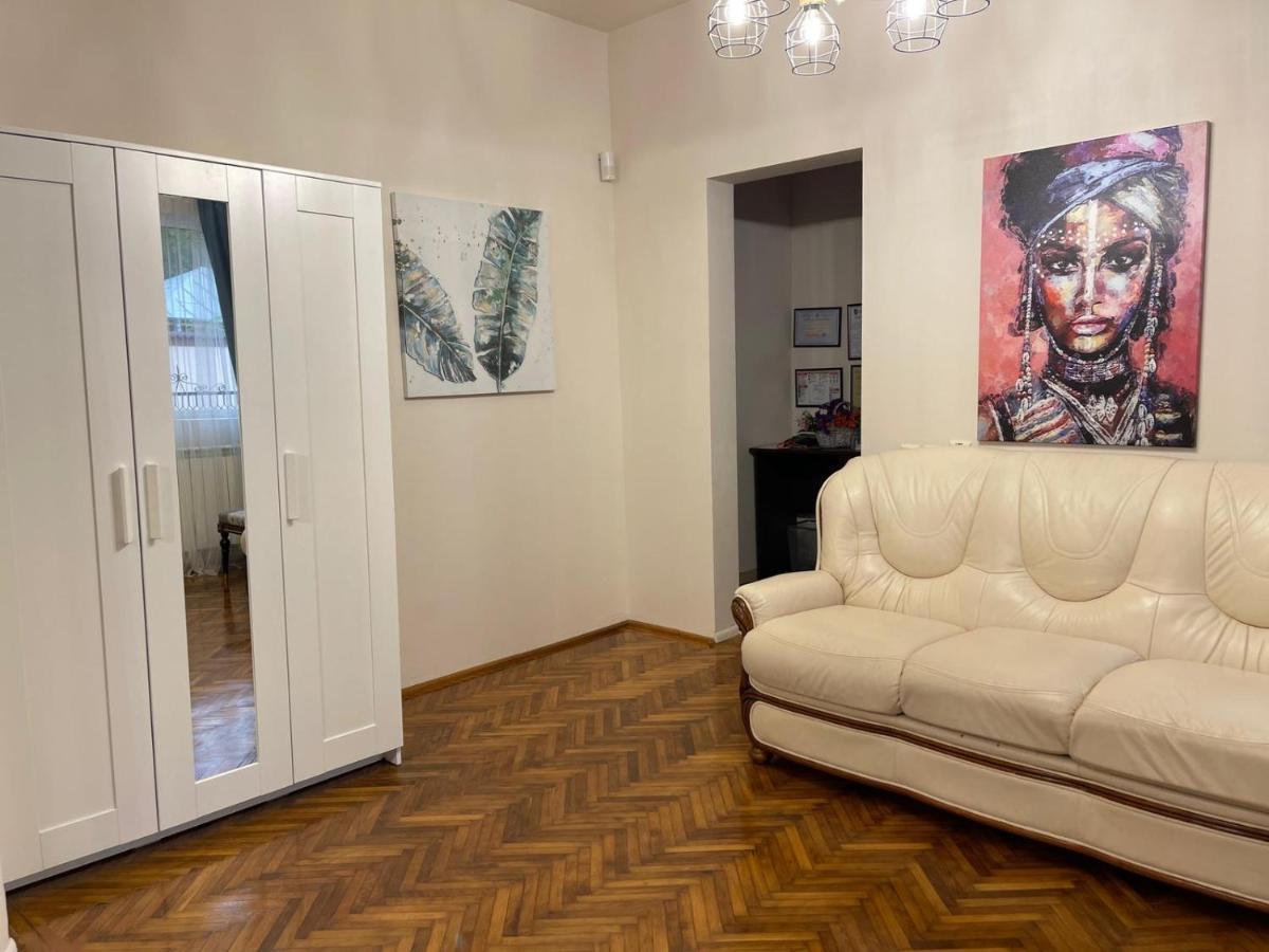 Premier Rooms Плоєшті Екстер'єр фото